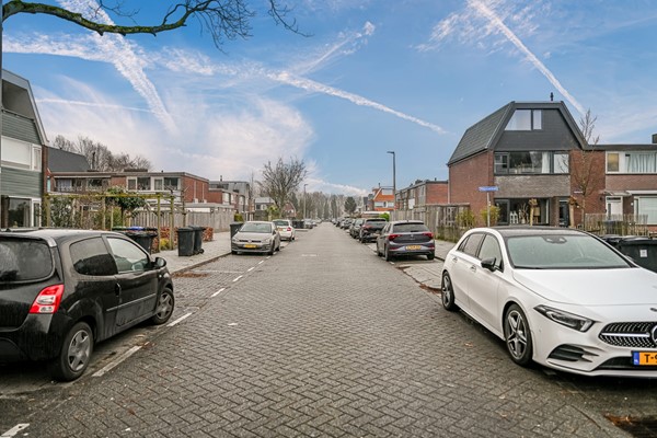 Medium property photo - Karwijstraat 97, 3193 TH Hoogvliet Rotterdam